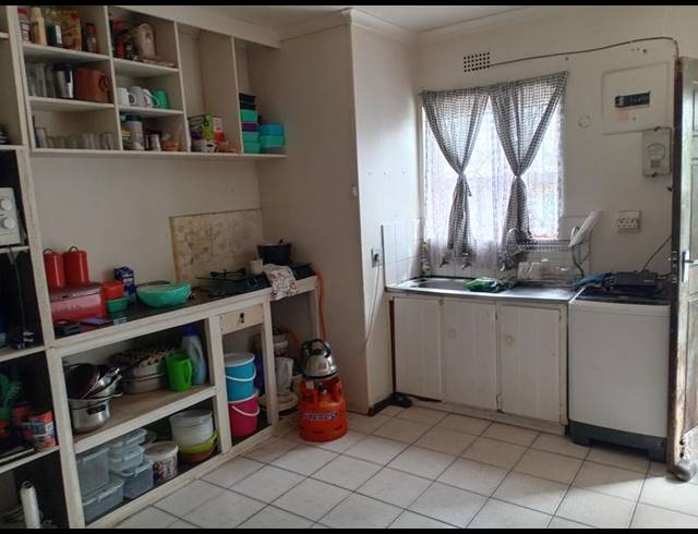 3 BEDROOM HOUSE FOR SALE IN WELTEVREDEN VALLEY